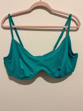 Old Navy Teal Bikini top ( underwire )